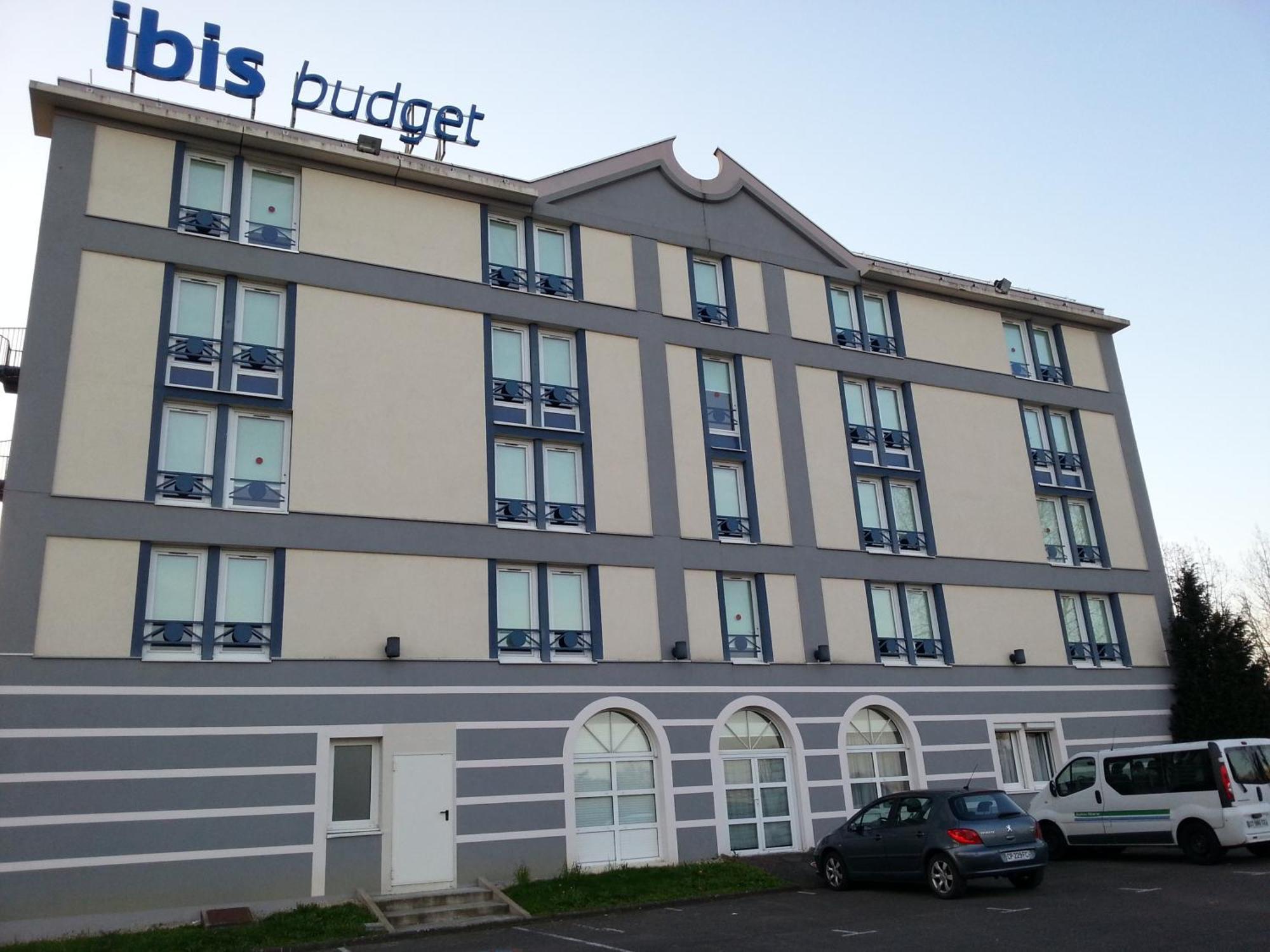 Hotel Ibis Budget Nantes Ouest Atlantis Couëron Exterior foto